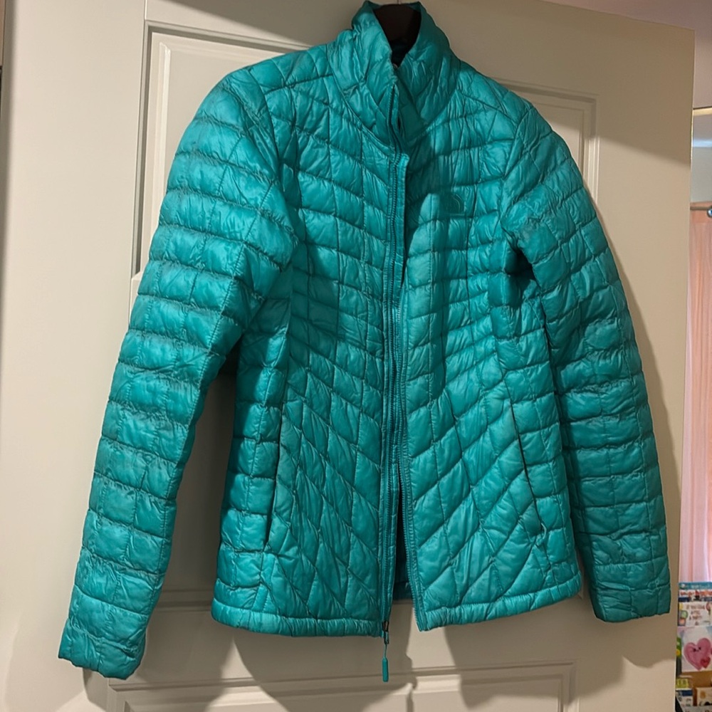 Light puffer jacket🌎